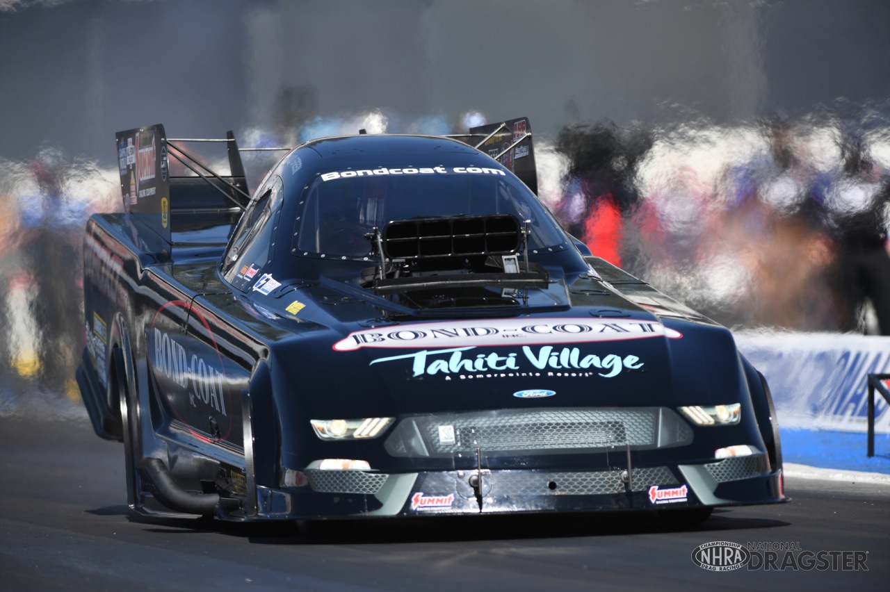 Lucas Oil NHRA Winternationals Saturday Photo Gallery | NHRA